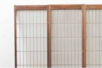 アンティーク建具　シンプルな佇まいが落ち着きのある空間を演出する格子入り書院戸4枚セット(窓、引き戸、ガラス戸)(R-076364)