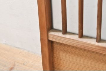アンティーク建具　シンプルな佇まいが落ち着きのある空間を演出する格子入り書院戸4枚セット(窓、引き戸、ガラス戸)(R-076364)