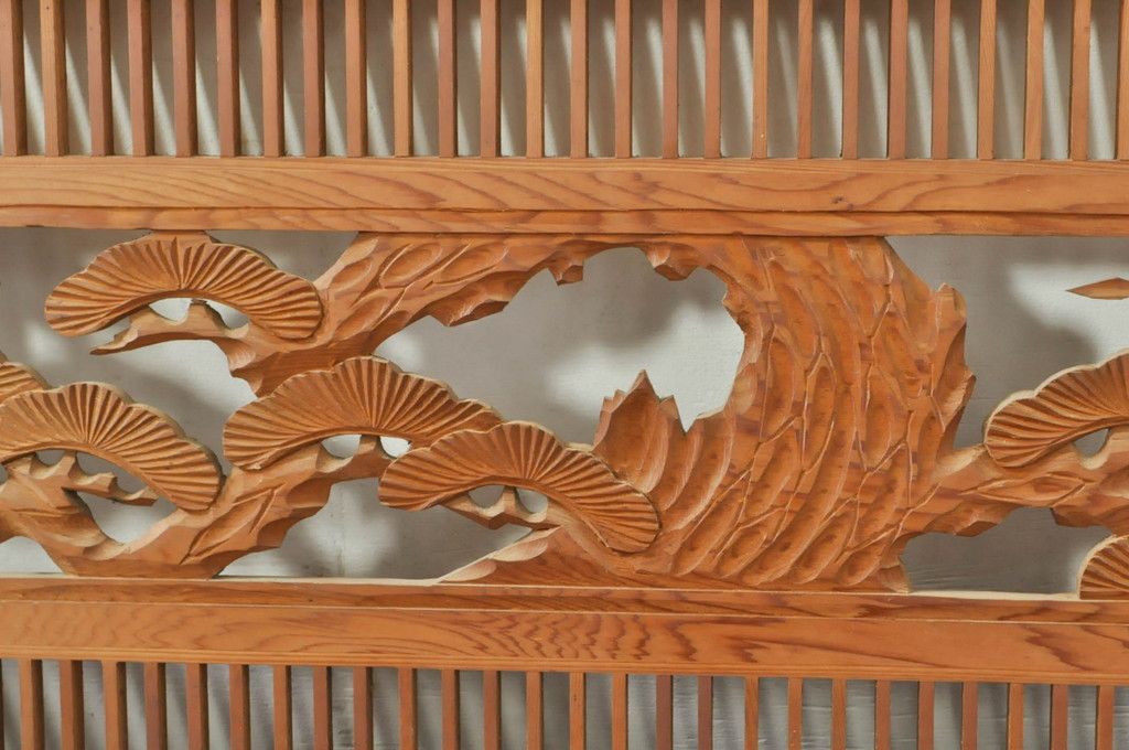 ビンテージ建具 松竹梅 和の空間を演出する彫刻入り組子欄間2枚セット(明り取り、明かり取り、彫刻欄間、ランマ、ヴィンテージ)(R-076368)