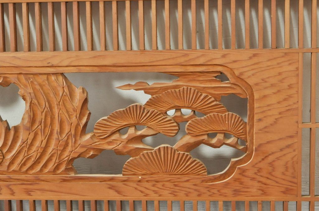 ビンテージ建具 松竹梅 和の空間を演出する彫刻入り組子欄間2枚セット(明り取り、明かり取り、彫刻欄間、ランマ、ヴィンテージ)(R-076368)