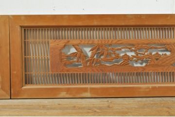 ビンテージ建具　松竹梅　和の空間を演出する彫刻入り組子欄間2枚セット(明り取り、明かり取り、彫刻欄間、ランマ、ヴィンテージ)(R-076368)