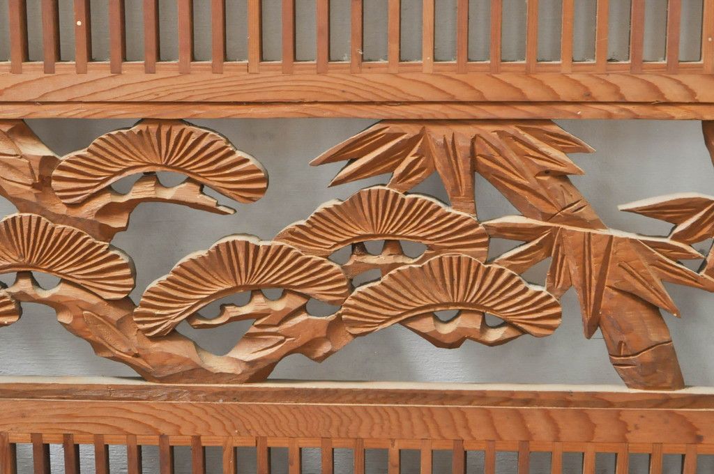 ビンテージ建具 松竹梅 和の空間を演出する彫刻入り組子欄間2枚セット(明り取り、明かり取り、彫刻欄間、ランマ、ヴィンテージ)(R-076368)