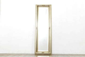 中古　イタリア高級輸入家具　上品な華やかさが魅力的! アンティーク調のウォールミラー(姿見、壁掛け鏡)(R-076381)
