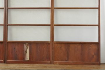 アンティーク建具　ダイヤガラス入り　落ち着いた空間に合わせやすいレトロなガラス戸4枚セット(引き戸)(R-076389)