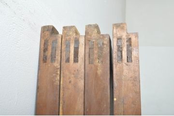 アンティーク建具　ダイヤガラス入り　落ち着いた空間に合わせやすいレトロなガラス戸4枚セット(引き戸)(R-076389)