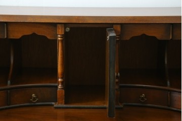 イギリスヴィンテージ　高級家具　ロスジョン(ROSJOHN)　マホガニー材　イギリス王室御用達ブランドのライティングビューロー　(R-076401)
