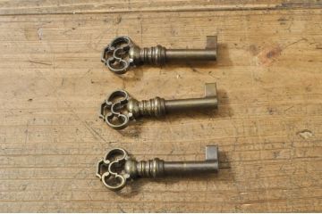 イギリスビンテージ　イギリス高級家具　ロスジョン(ROSJOHN)　イギリス王室御用達　マホガニー材　品のある佇まいが美しいライティングビューロー(ワークデスク、サイドチェスト、在宅用、在宅ワーク用、ヴィンテージ、英国)(R-076401)