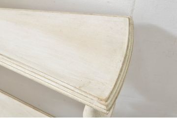 フランスビンテージ　ディスプレイにおすすめ!!　白いペイントが可愛らしいフレンチライブラリーステップ(陳列棚、花台、飾り台、オープンシェルフ、ディスプレイラック、店舗什器、ヴィンテージ)(R-076407)