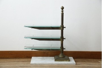 フランスビンテージ　大理石ベース　真鍮(しんちゅう)フレームの卓上フレンチディスプレイスタンド　(R-076411)