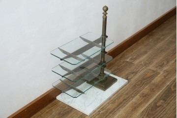 フランスビンテージ　大理石ベース　真鍮(しんちゅう)フレームの卓上フレンチディスプレイスタンド　(R-076411)