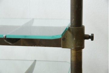 フランスビンテージ　大理石ベース　真鍮(しんちゅう)フレームの卓上フレンチディスプレイスタンド　(R-076411)