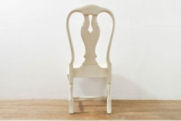 フランスアンティーク　ペイント　可愛らしい彫刻を施したフレンチダイニングチェア(椅子、イス、いす、アームレスチェア)(R-076412)