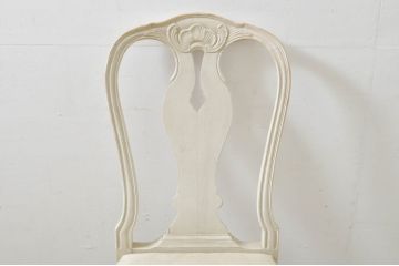 フランスアンティーク　ペイント　可愛らしい彫刻を施したフレンチダイニングチェア(椅子、イス、いす、アームレスチェア)(R-076412)