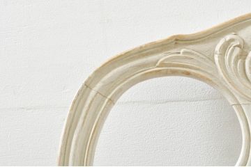 フランスアンティーク　ペイント　可愛らしい彫刻を施したフレンチダイニングチェア(椅子、イス、いす、アームレスチェア)(R-076412)