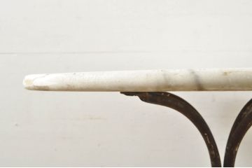 フランスアンティーク　天板大理石　鋳物フレーム　優雅な雰囲気漂うフレンチガーデンテーブル(サイドテーブル、ラウンドテーブル、丸テーブル、花台、飾り台)(R-076415)