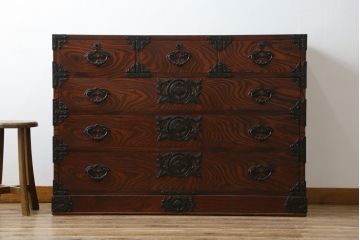 中古　岩谷堂箪笥　桜木家具店作　重厚な雰囲気で格式ただようチェスト(和タンス、衣装箪笥、整理箪笥、収納箪笥、引き出し、サイドチェスト)(R-076416)