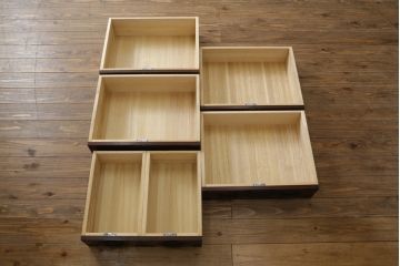 中古　筑後民芸　落ち着いた佇まいで和の雰囲気を引き立てる小箪笥(収納箪笥、整理箪笥、サイドチェスト、引き出し、和箪笥)(定価約17万円)(R-076417)