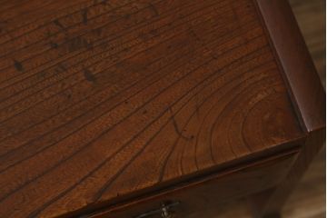 和製アンティーク　総欅(ケヤキ)材　銅金具の重厚な文机(ローテーブル、座机、センターテーブル、作業台、ワークデスク、テレビ台、在宅用、在宅ワーク用)(R-076420)
