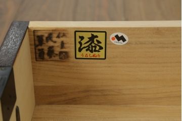 中古　仙台民芸箪笥(仙台箪笥)　欅産業　凝ったつくりの大振りの金具が目を惹く仙台箪笥サイドボード(サイドチェスト、ローチェスト、収納箪笥、衣装箪笥、引き出し)(R-076423)