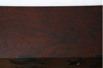 中古　仙台民芸箪笥(仙台箪笥)　欅産業　凝ったつくりの大振りの金具が目を惹く仙台箪笥サイドボード(サイドチェスト、ローチェスト、収納箪笥、衣装箪笥、引き出し)(R-076423)