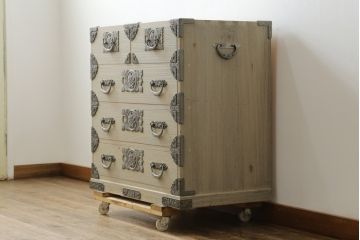 中古　会津松本(會津松本)　東西館　牡丹金具が上品な会津桐箪笥(桐たんす、小箪笥、和タンス、衣装箪笥、収納箪笥)(定価約42万円)(R-076425)
