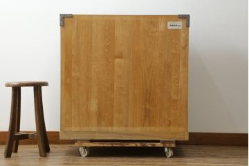 中古　会津松本(會津松本)　東西館　牡丹金具が上品な会津桐箪笥(桐たんす、小箪笥、和タンス、衣装箪笥、収納箪笥)(定価約42万円)(R-076425)