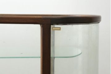 イギリスアンティーク　パーケットリーが目を惹く!! 趣のある雰囲気漂うオーバルガラスケース(Gケース、ショーケース、Rガラス、曲げガラス、陳列棚、飾り棚、店舗什器、英国)(R-076427)