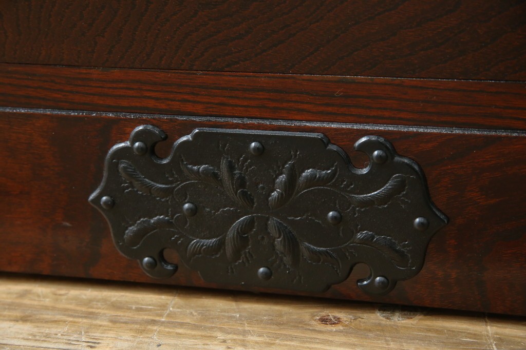 中古　美品　岩谷堂箪笥　籐里木工所　佐藤幸則作　落ち着いた色味が魅力的なローボード(引き出し、ローチェスト、サイドチェスト、収納箪笥、テレビ台、テレビボード)(R-076433)