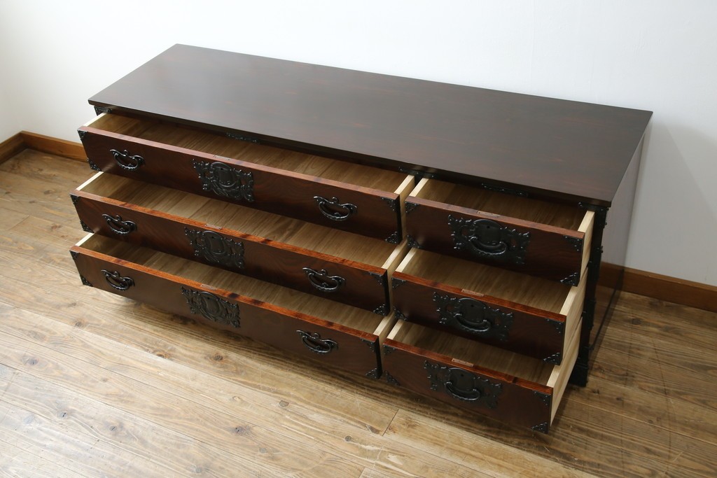 中古　美品　岩谷堂箪笥　籐里木工所　佐藤幸則作　落ち着いた色味が魅力的なローボード(引き出し、ローチェスト、サイドチェスト、収納箪笥、テレビ台、テレビボード)(R-076433)