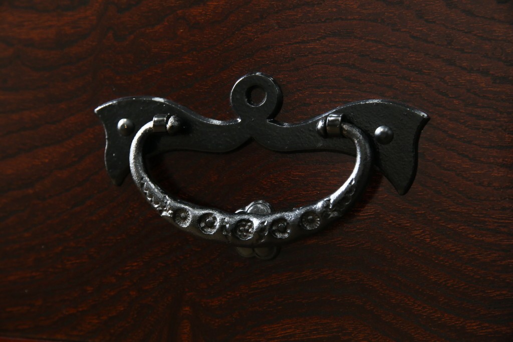 中古　美品　岩谷堂箪笥　籐里木工所　佐藤幸則作　落ち着いた色味が魅力的なローボード(引き出し、ローチェスト、サイドチェスト、収納箪笥、テレビ台、テレビボード)(R-076433)