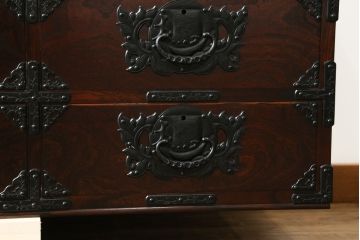 中古　美品　岩谷堂箪笥　籐里木工所　佐藤幸則作　天板付きリメイク　脚(台輪)付きリメイク　落ち着いた色味が魅力的なローボード(引き出し、ローチェスト、サイドチェスト、収納箪笥、テレビ台、テレビボード)(R-076434)