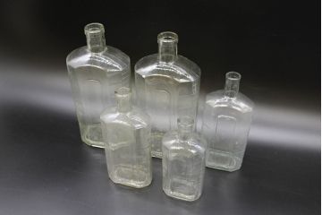 大正〜昭和初期　お洒落なディスプレイに活躍するガラス瓶5点セット(ボトル、ガラスビン、硝子、薬瓶、花瓶、花入、花器)(R-076437)
