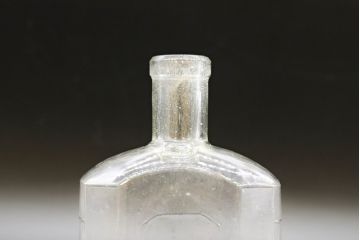 大正〜昭和初期　お洒落なディスプレイに活躍するガラス瓶5点セット(ボトル、ガラスビン、硝子、薬瓶、花瓶、花入、花器)(R-076437)