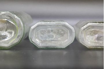 大正〜昭和初期　お洒落なディスプレイに活躍するガラス瓶5点セット(ボトル、ガラスビン、硝子、薬瓶、花瓶、花入、花器)(R-076437)