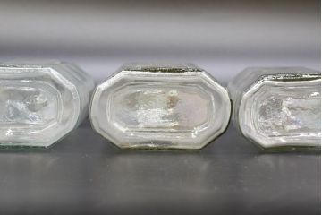 大正〜昭和初期　お洒落なディスプレイに活躍するガラス瓶5点セット(ボトル、ガラスビン、硝子、薬瓶、花瓶、花入、花器)(R-076437)