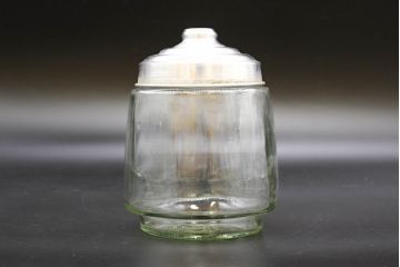 昭和レトロ　当時物　大正〜昭和初期　アルミ蓋　昔懐かしい雰囲気漂うガラス瓶3個セット(キャニスター、ガラスビン、硝子、菓子瓶、フタ付き)(R-076439)