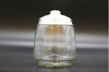 昭和レトロ　当時物　大正〜昭和初期　アルミ蓋　昔懐かしい雰囲気漂うガラス瓶3個セット(キャニスター、ガラスビン、硝子、菓子瓶、フタ付き)(R-076440)