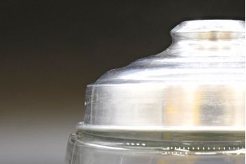 昭和レトロ　当時物　大正〜昭和初期　アルミ蓋　昔懐かしい雰囲気漂うガラス瓶3個セット(キャニスター、ガラスビン、硝子、菓子瓶、フタ付き)(R-076440)