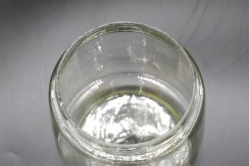 昭和レトロ　当時物　大正〜昭和初期　アルミ蓋　昔懐かしい雰囲気漂うガラス瓶3個セット(キャニスター、ガラスビン、硝子、菓子瓶、フタ付き)(R-076440)