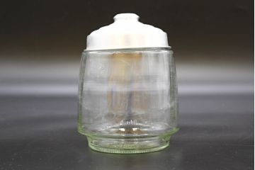 昭和レトロ　当時物　大正〜昭和初期　アルミ蓋　昔懐かしい雰囲気漂うガラス瓶3個セット(キャニスター、ガラスビン、硝子、菓子瓶、フタ付き)(R-076441)