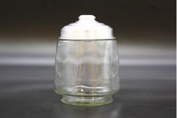 昭和レトロ　当時物　大正〜昭和初期　アルミ蓋　昔懐かしい雰囲気漂うガラス瓶3個セット(キャニスター、ガラスビン、硝子、菓子瓶、フタ付き)(R-076441)