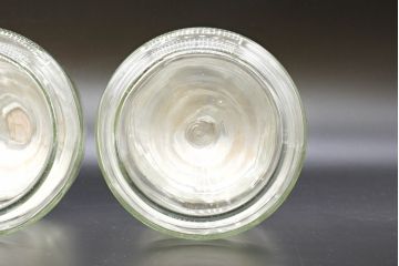 昭和レトロ　当時物　大正〜昭和初期　アルミ蓋　昔懐かしい雰囲気漂うガラス瓶3個セット(キャニスター、ガラスビン、硝子、菓子瓶、フタ付き)(R-076441)
