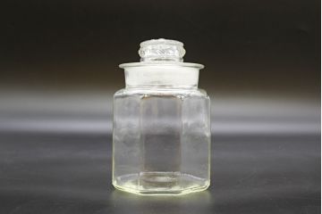 昭和レトロ　大・小　様々な用途に使える蓋付きガラス瓶5個セット(八角、キャニスター、ガラスビン、硝子、菓子瓶、フタ付き)(R-076443)