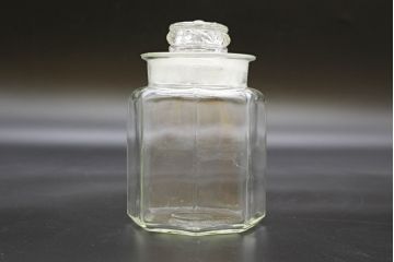 昭和レトロ　大・小　様々な用途に使える蓋付きガラス瓶5個セット(八角、キャニスター、ガラスビン、硝子、菓子瓶、フタ付き)(R-076443)
