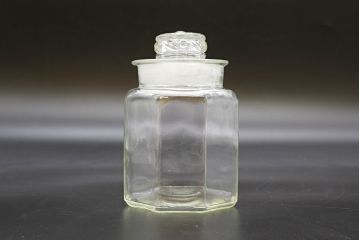 昭和レトロ　大・小　様々な用途に使える蓋付きガラス瓶5個セット(八角、キャニスター、ガラスビン、硝子、菓子瓶、フタ付き)(R-076443)
