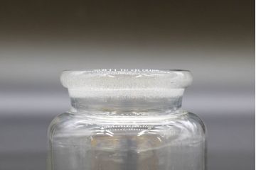 昭和レトロ　様々な用途に使える蓋付きガラス瓶5個セット(キャニスター、ガラスビン、硝子、菓子瓶、フタ付き)(R-076444)