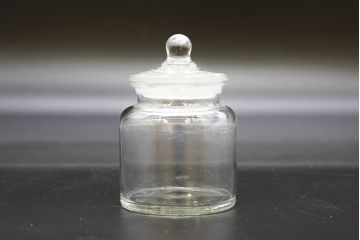 昭和レトロ　様々な用途に使える蓋付きガラス瓶5個セット(キャニスター、ガラスビン、硝子、菓子瓶、フタ付き)(R-076444)