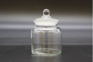 昭和レトロ　様々な用途に使える蓋付きガラス瓶5個セット(キャニスター、ガラスビン、硝子、菓子瓶、フタ付き)(R-076444)