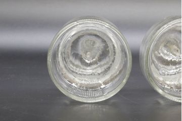 昭和レトロ　様々な用途に使える蓋付きガラス瓶5個セット(キャニスター、ガラスビン、硝子、菓子瓶、フタ付き)(R-076444)