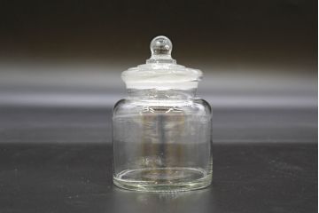 昭和レトロ　様々な用途に使える蓋付きガラス瓶5個セット(キャニスター、ガラスビン、硝子、菓子瓶、フタ付き)(R-076445)
